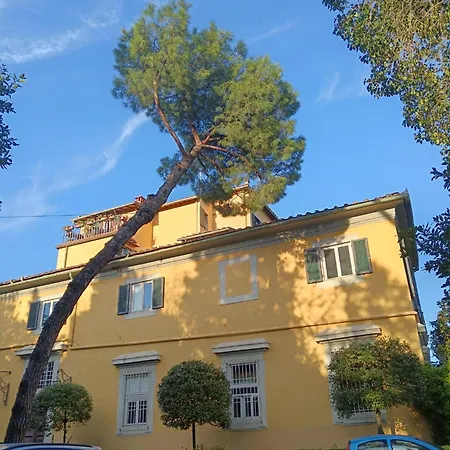 Residenza Storica In Palazzo Bruciato * Florence